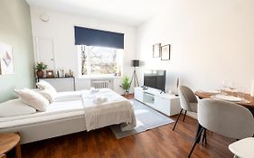 2Ndhomes Cozy Helsinki Center Studio With Park View